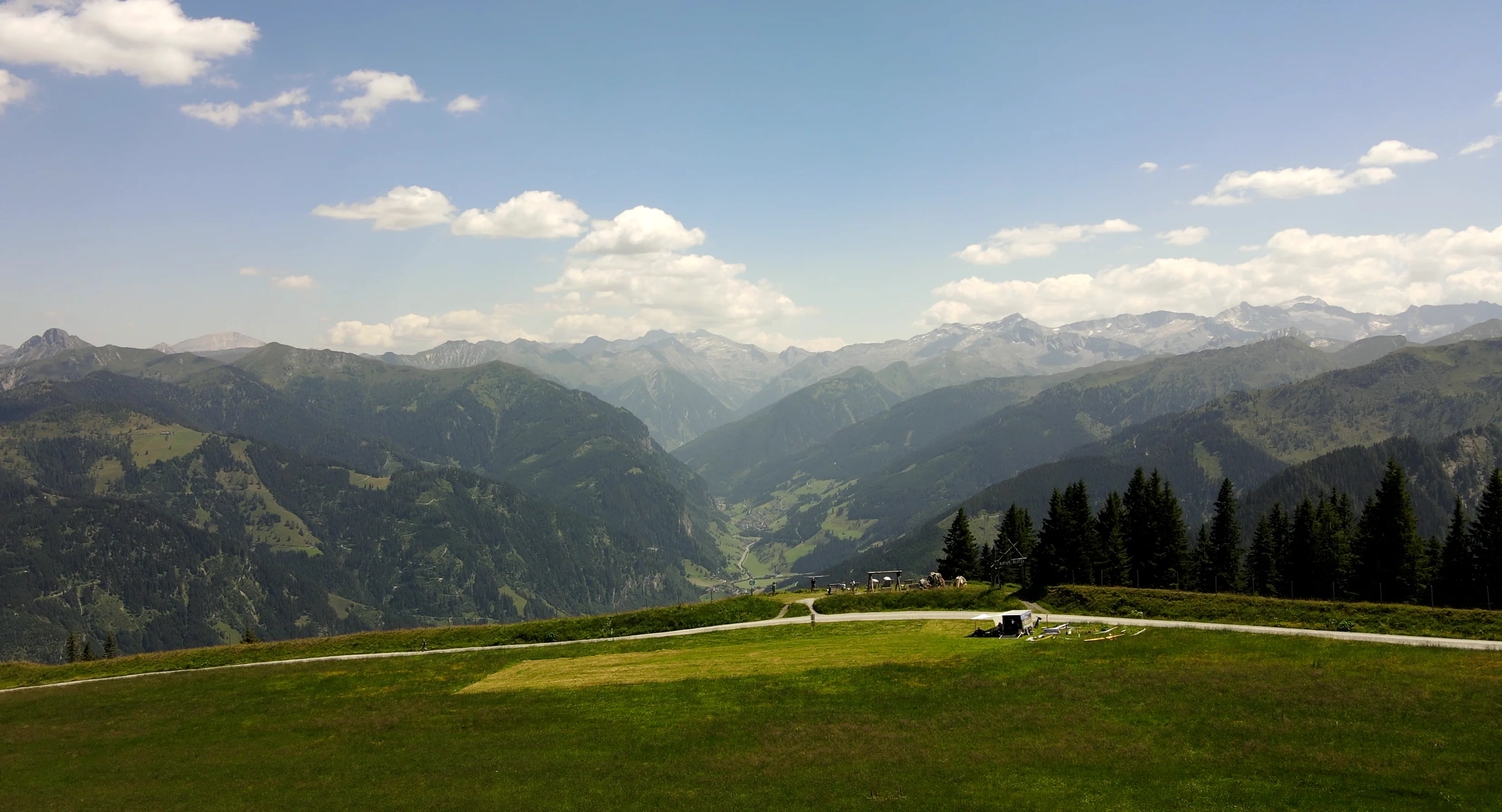 Auf in den Hangflugurlaub in Österreich